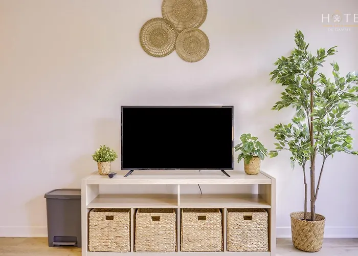 Central, Proximite Immediate Aeroport