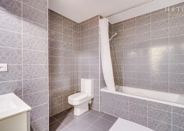 Central, Proximite Immediate Aeroport